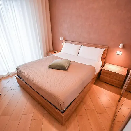 Karol Wojtyla Airport Guest house