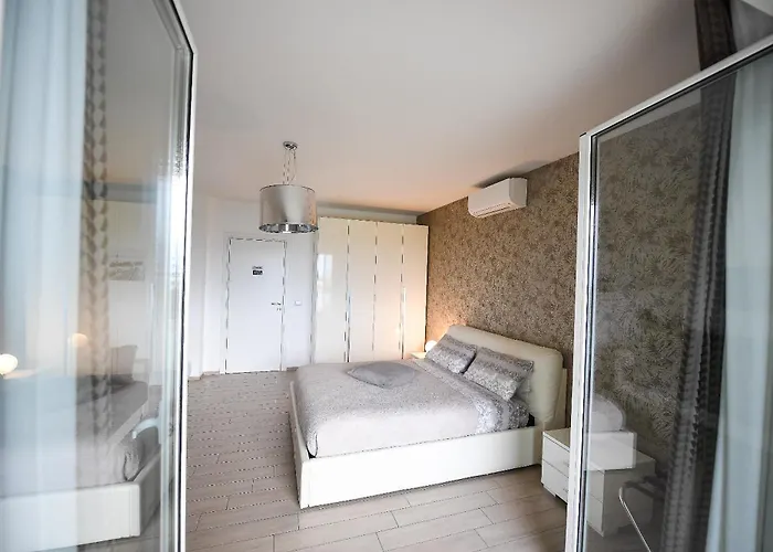 Affittacamere Karol Wojtyla Airport Bari