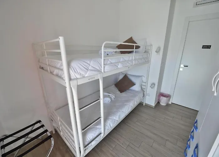 Karol Wojtyla Airport Affittacamere Bari